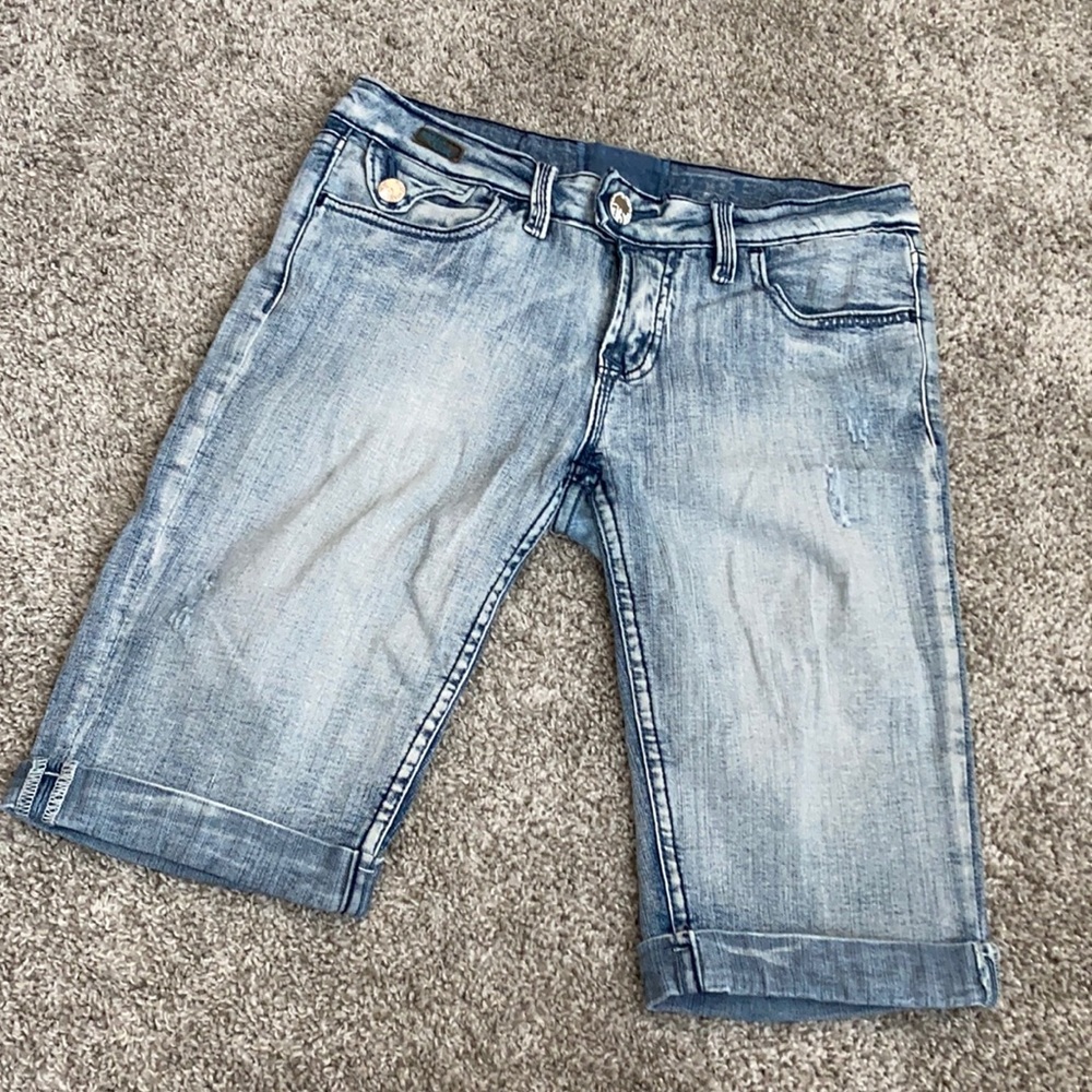 Pepe jeans distressed look shorts